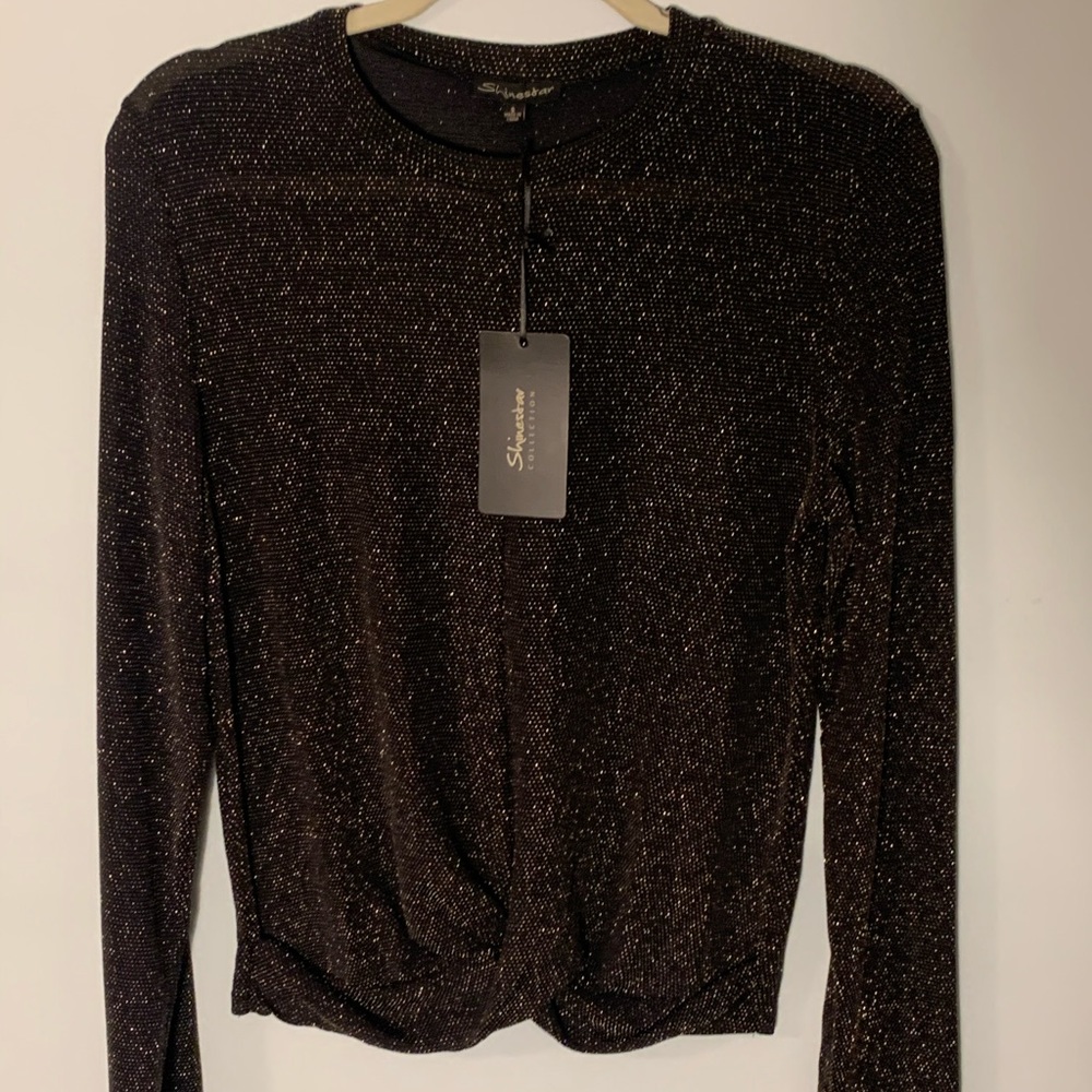 NWT long sleeve gold and black top